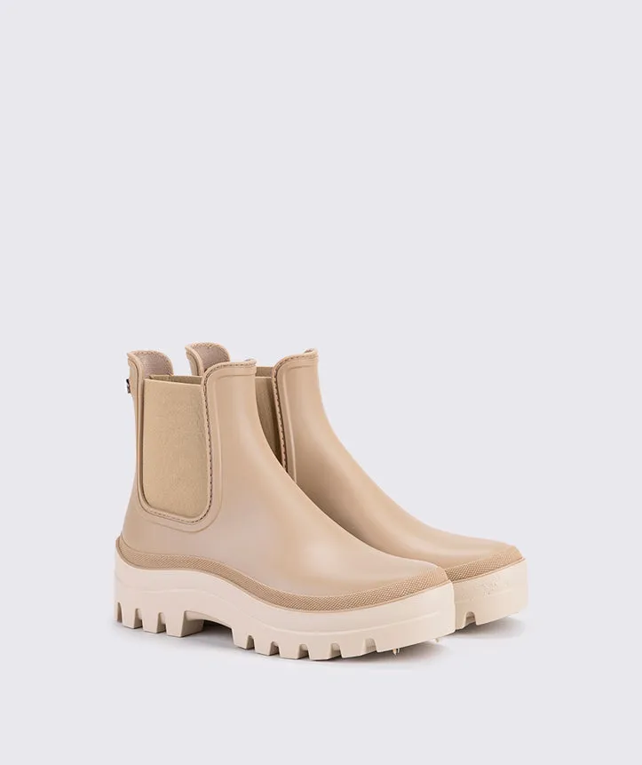 IGOR CHELSEA BOOTS WHITH CHUNCKY SOLE