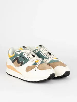 Karhu Synchron Classic Trainers Lily White / Jet Black