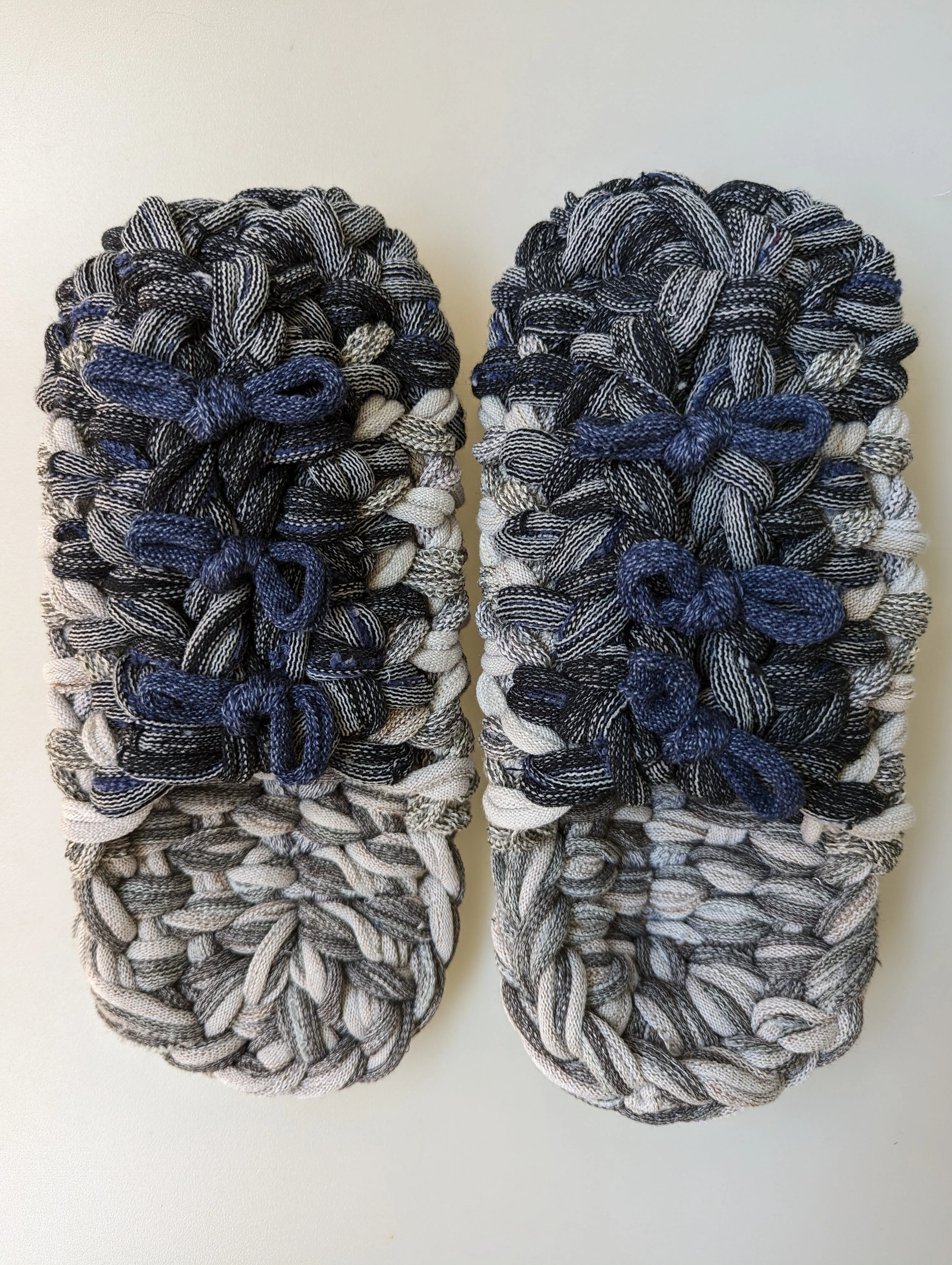 Large | Knit up-cycle slippers 2023-L31 [Large]