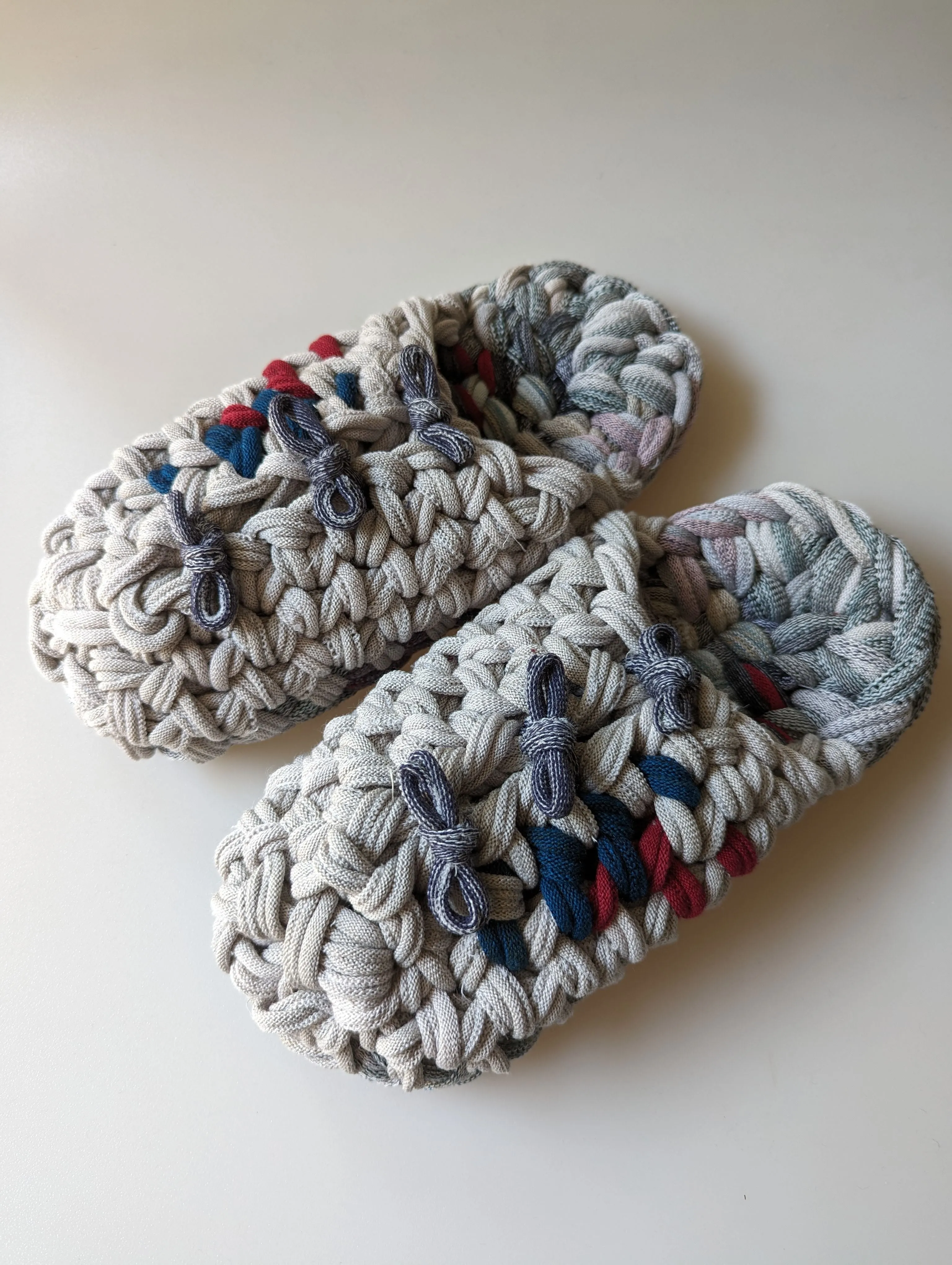 Medium | Knit up-cycle slippers 2023-M07 [Medium]