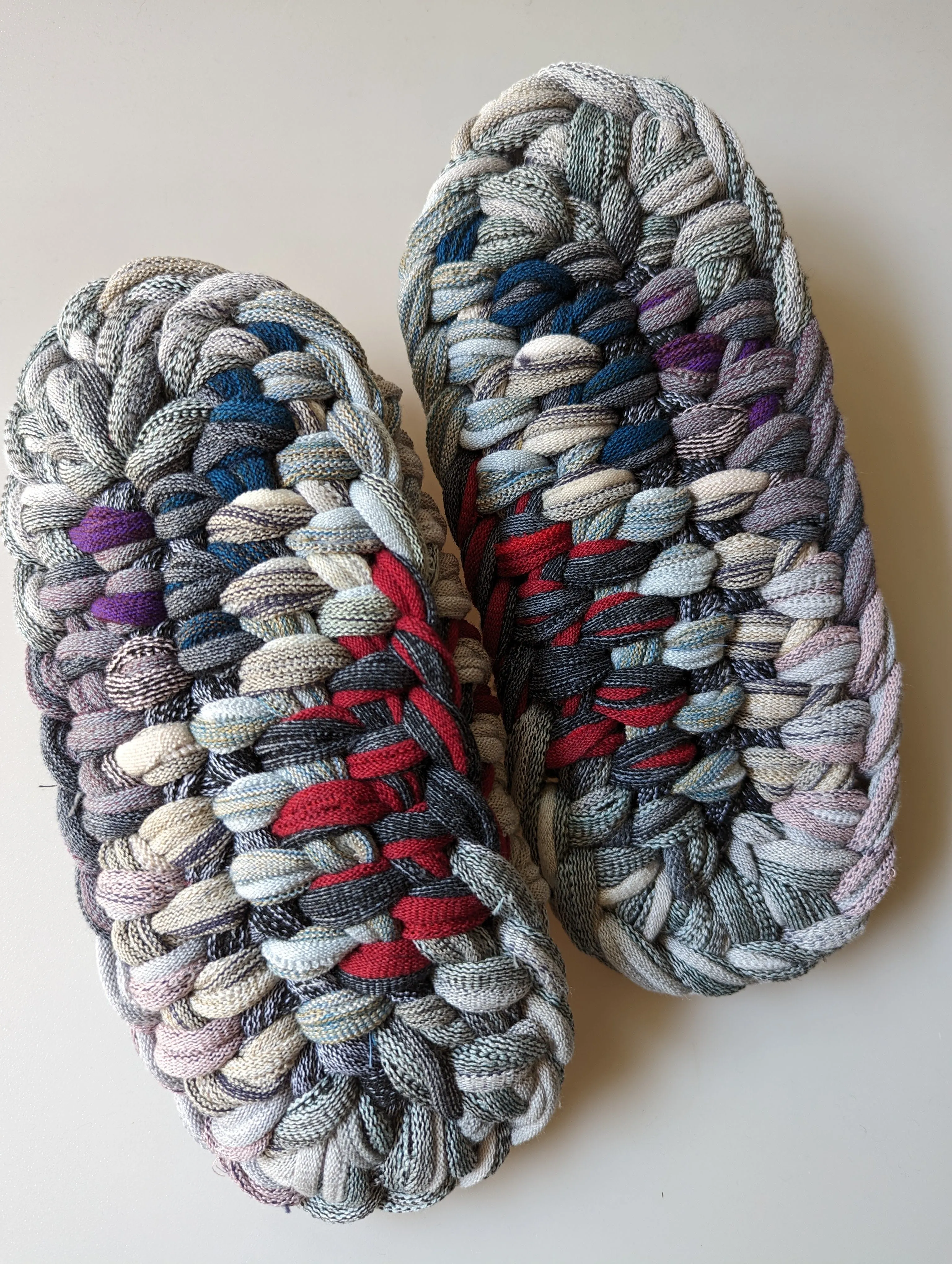 Medium | Knit up-cycle slippers 2023-M07 [Medium]