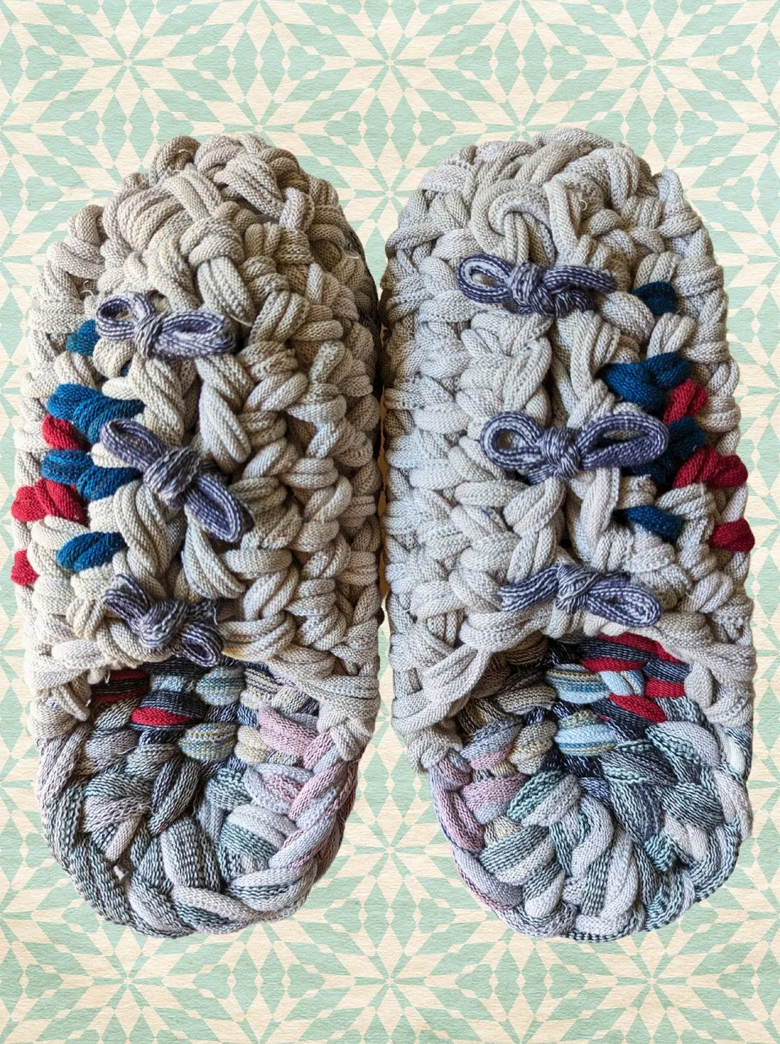 Medium | Knit up-cycle slippers 2023-M07 [Medium]