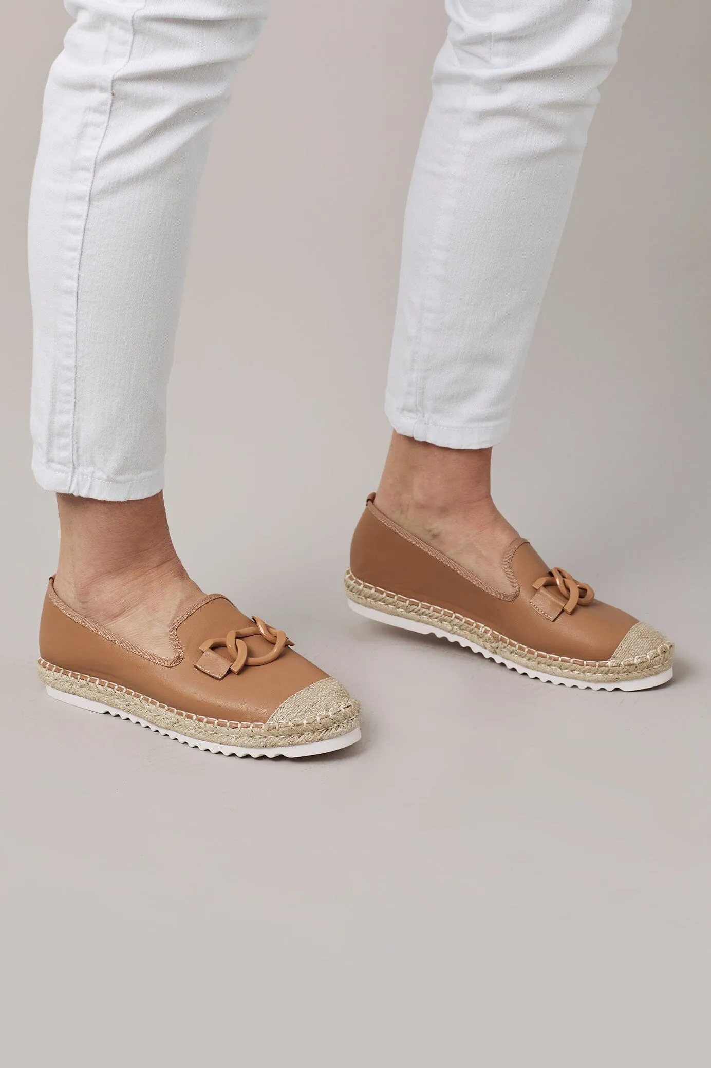 Melissa Loafers Tan