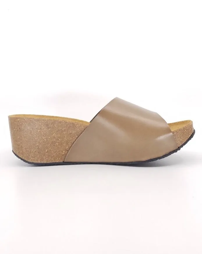 Strapless Wedge - Caribon