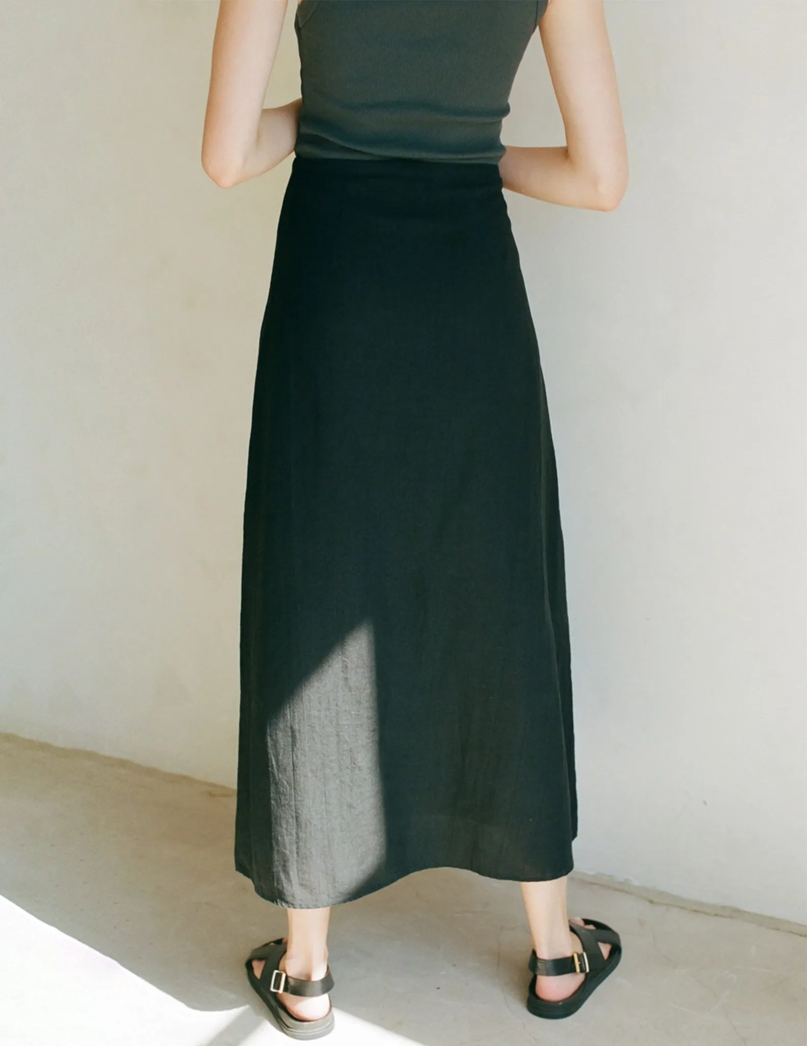 Verity Black Linen Button-Down Skirt